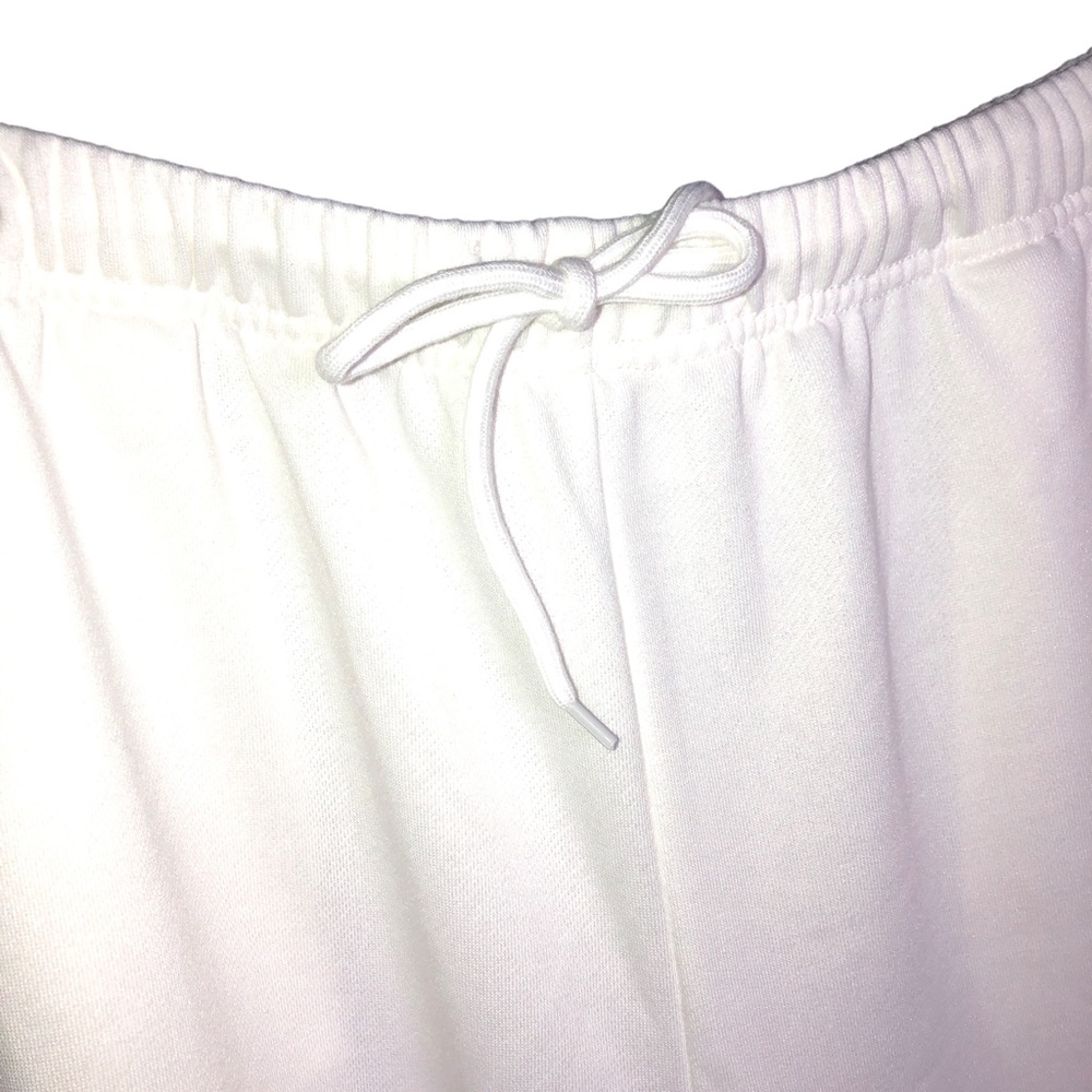 2 Piece Set Caracilia White Lounge Jogging Suit  Size Large -NWT Rich Mom Vibes - Picture 5 of 10